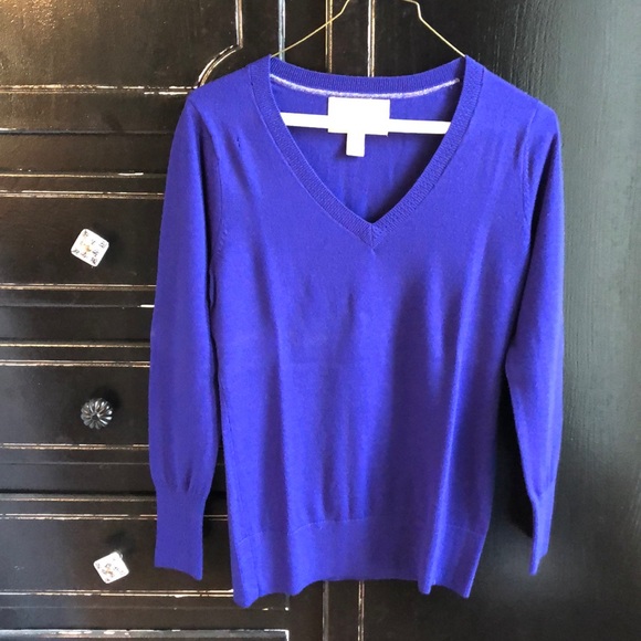 Banana Republic Sweater - Picture 2 of 4